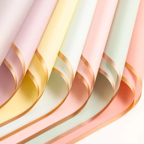 Gold-Edge Bouquet Wrapping Paper